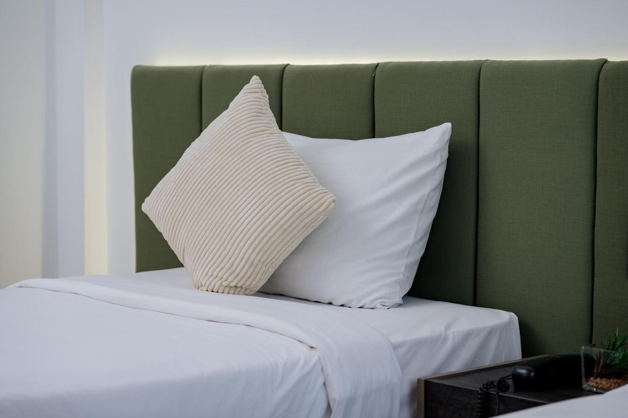 קנצ'נבורי Mittapan Hotel מראה חיצוני תמונה
